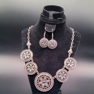 Elegant Silver and Blue Jewelry Set